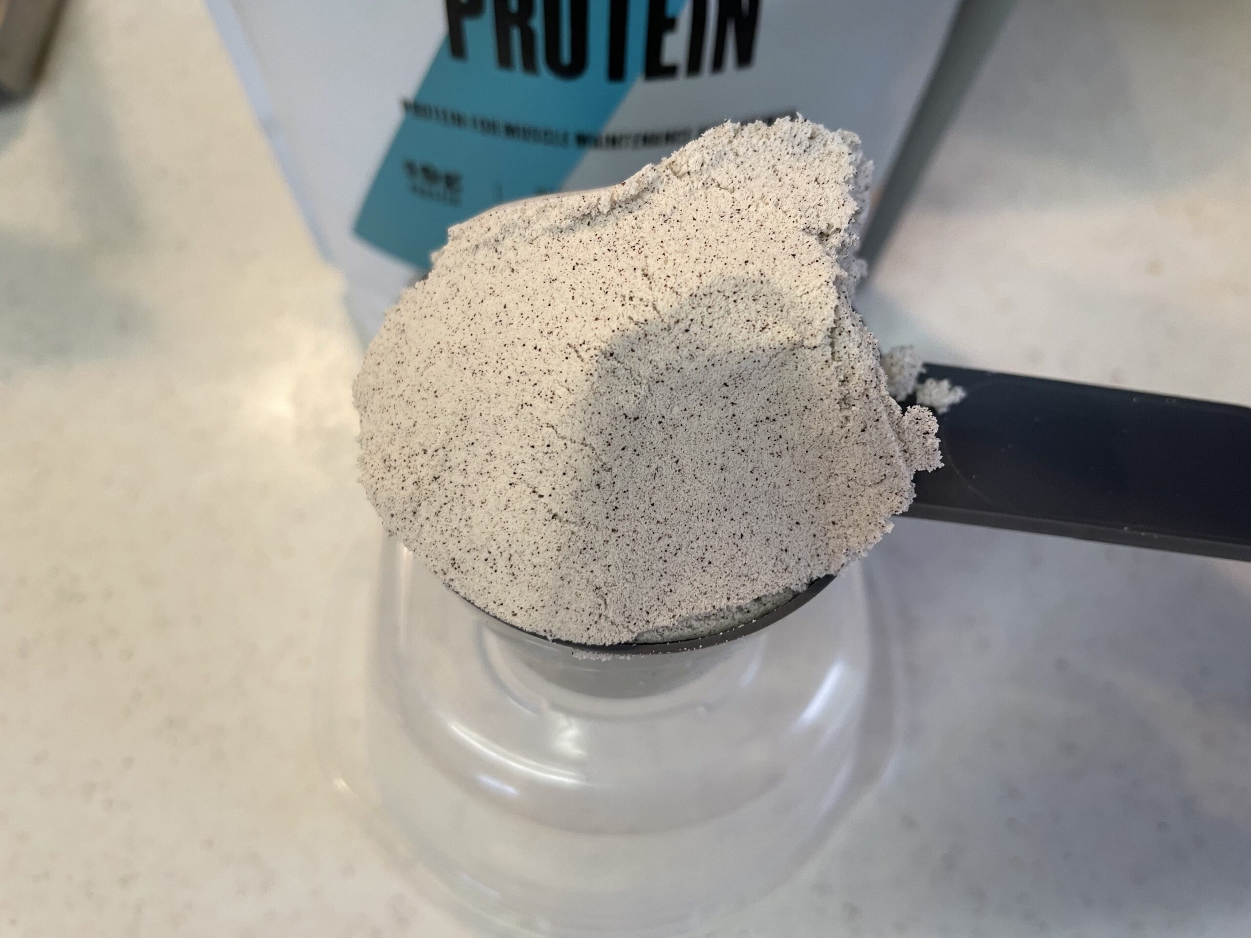 マイプロテインのミルクティー味の粉の画像